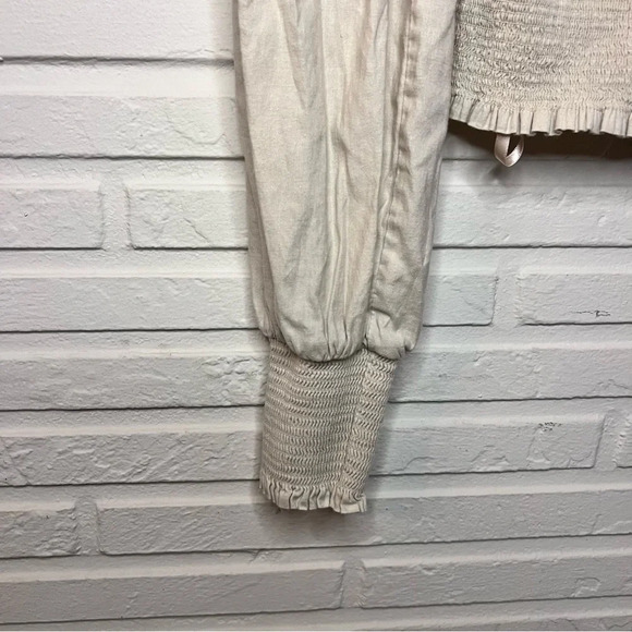 Gianni Bini Neutral Square Neck Smock Long Sleeve Crop Top, Women’s Size Medium - Picture 2 of 8